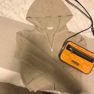 Aritzia TNA textured zip-up hoodie!